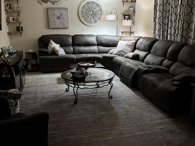 House for sale in Mchenry, Illinois