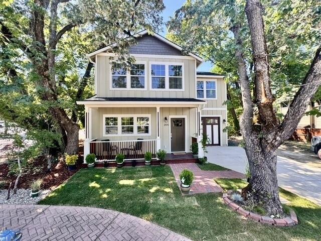 House for sale in Oregonia