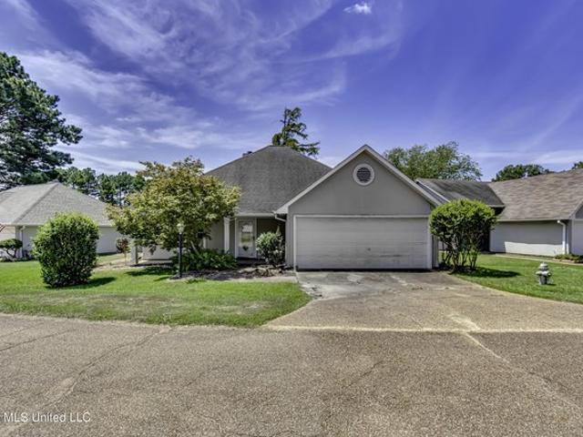 House for sale in Clinton, Mississippi