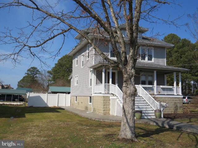 House for sale in Crisfield, Maryland
