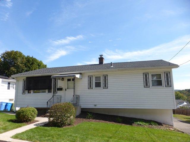House for sale in Waterbury, Connecticut