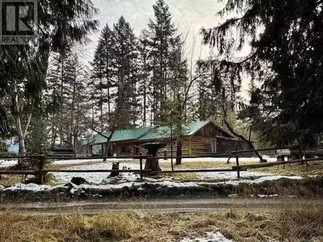 House for sale in Cherryville, British Columbia