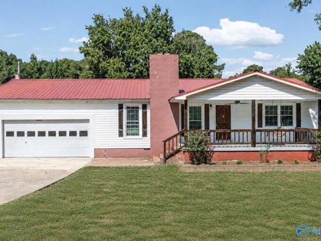 House for sale in Boaz, Alabama