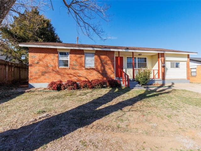 House for sale in Elgin, Oklahoma