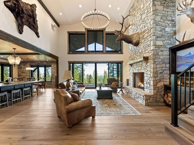 House for sale in Bigfork