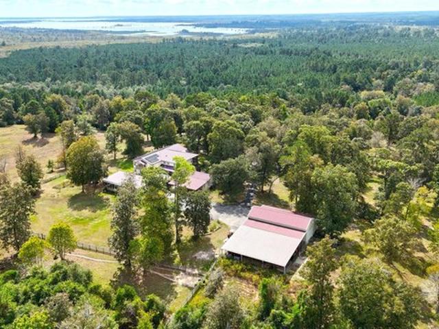 Farm for sale in Colmesneil, Texas
