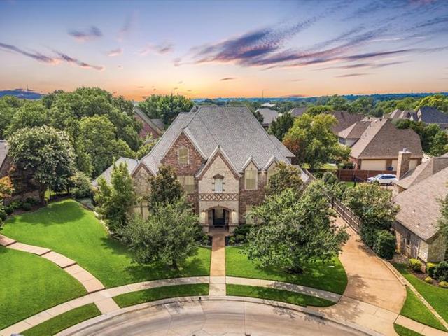 House for sale in Colleyville, Texas