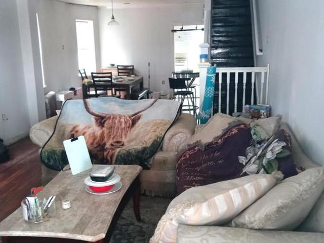 Townhouse for sale in Trenton