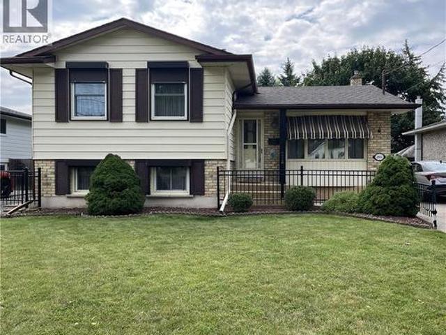 House for sale in Niagara, Ontario