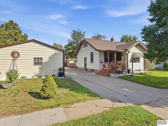 House for sale in Council Bluffs, Pottawattamie County