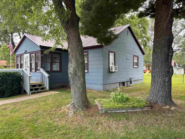House for sale in Avoca, Wisconsin