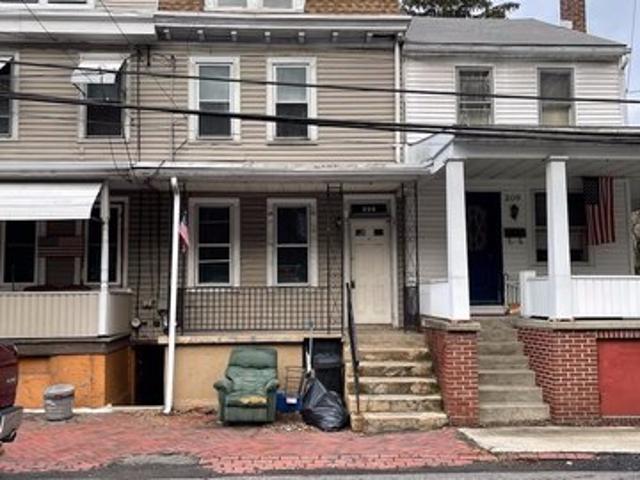 Townhouse for sale in Minersville, Pennsylvania