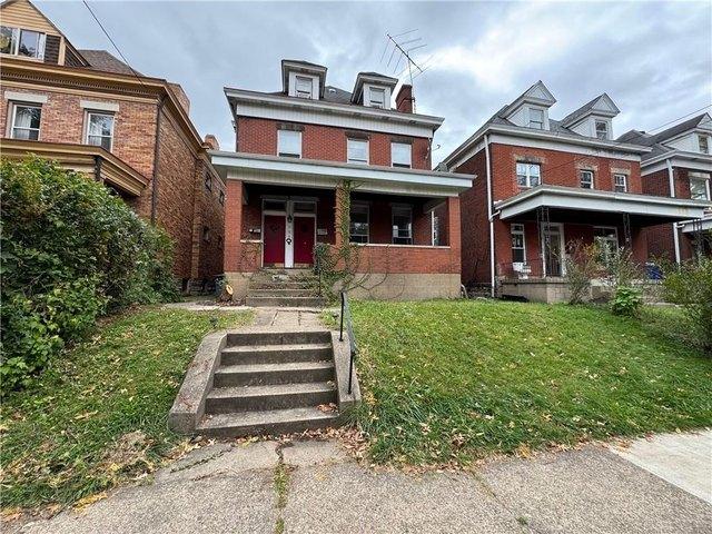House for sale in Pittsburg, Pennsylvania