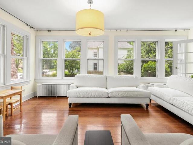 House for rent in Easton
