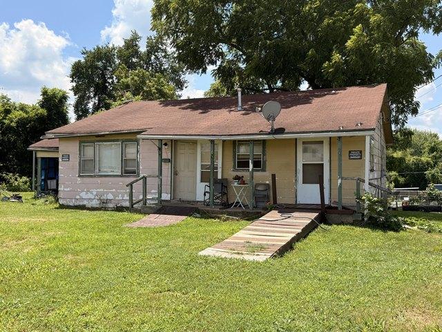 House for sale in Mountain Grove, Missouri