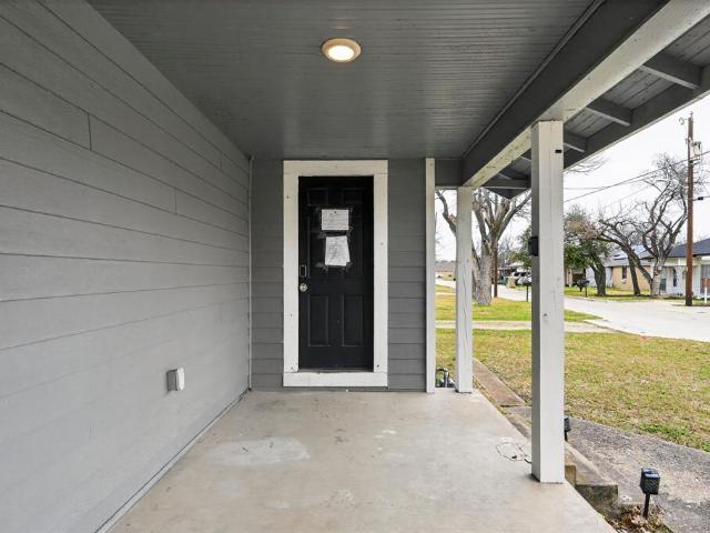 House for sale in Ellis, Texas
