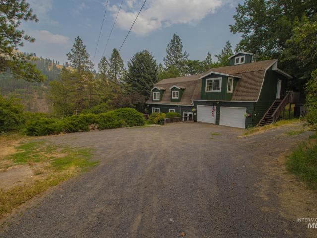 House for sale in Peck, Idaho