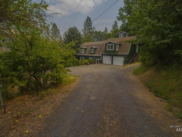 House for sale in Peck, Idaho