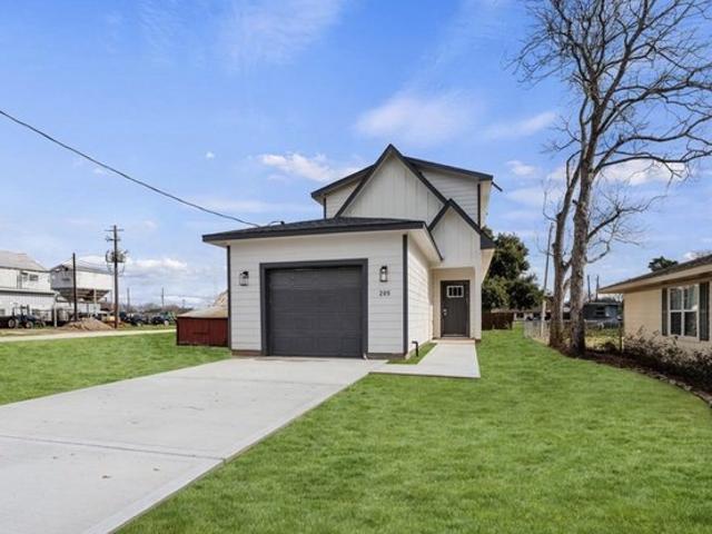 House for sale in Beasley, Texas