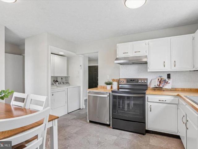 Townhouse for sale in Virginia