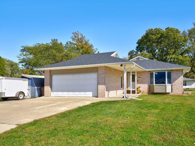 House for sale in Saint Charles, Madison County