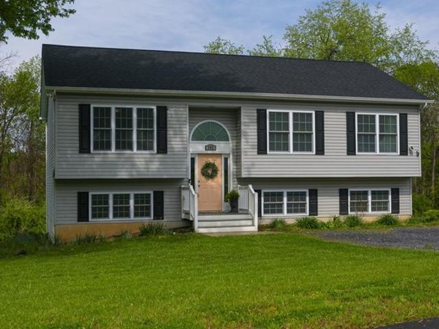 House for sale in Shepherdstown, West Virginia