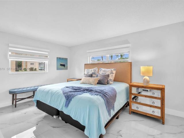 Condo for sale in Dania, Florida