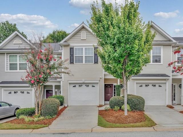 Townhouse for sale in Simpsonville, South Carolina