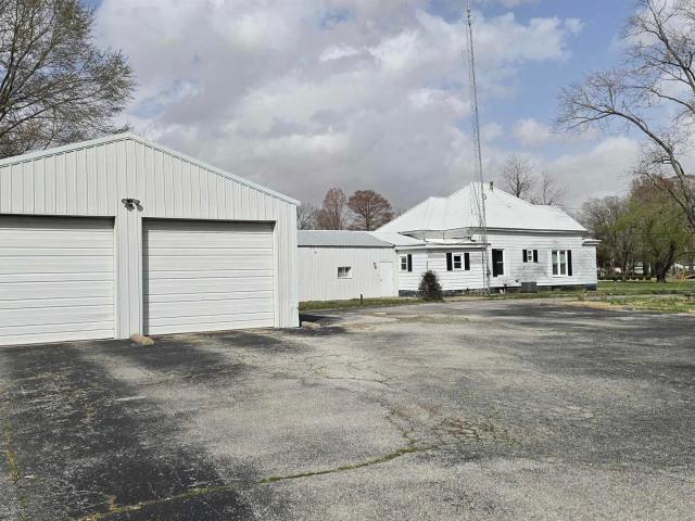 House for sale in Harrisburg, Illinois