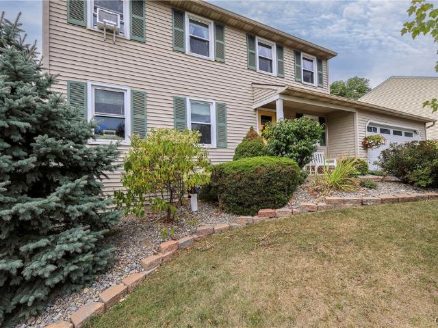 House for sale in Camillus, New York