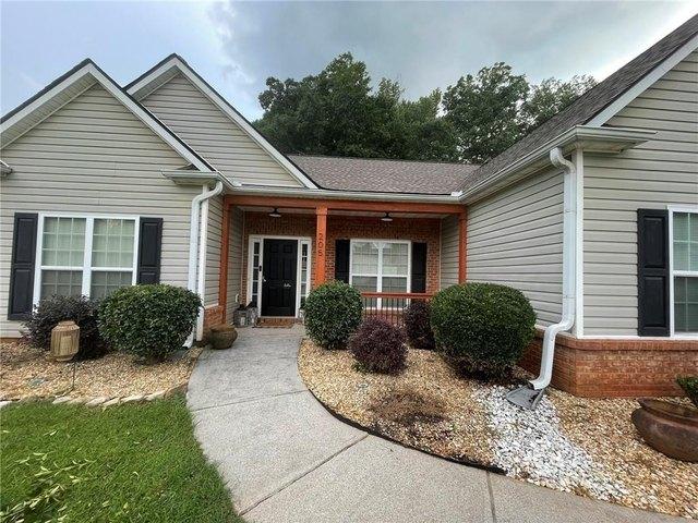 House for sale in Temple, Georgia