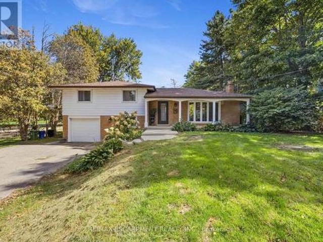 House for sale in Ancaster, Ontario