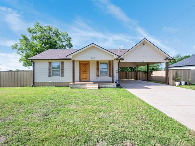House for sale in Mineral Wells, Texas