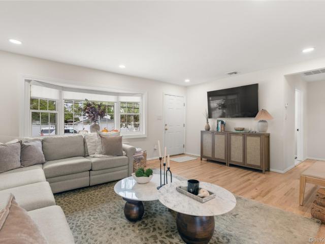 House for sale in Bohemia, New York