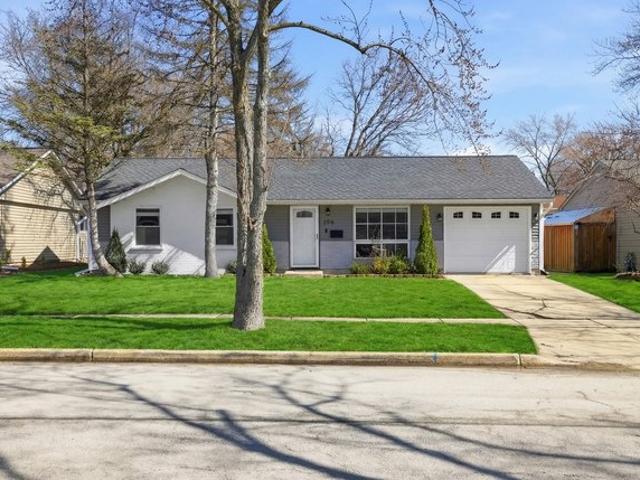 House for sale in Streamwood, Illinois