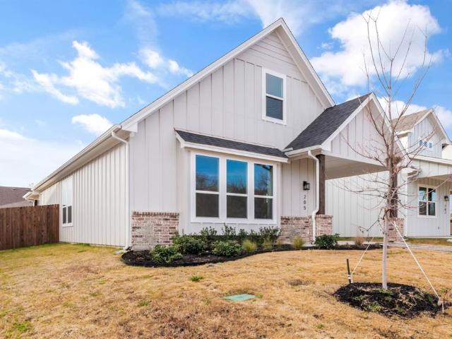 House for sale in Justin, Denton County