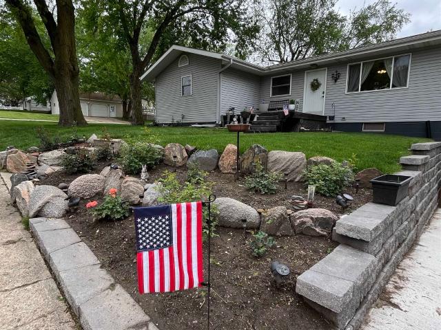 House for sale in Graettinger, Iowa
