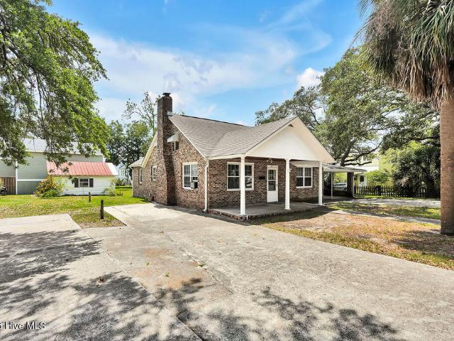 House for sale in Southport, North Carolina
