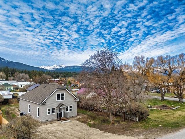 House for sale in Ravalli, Montana