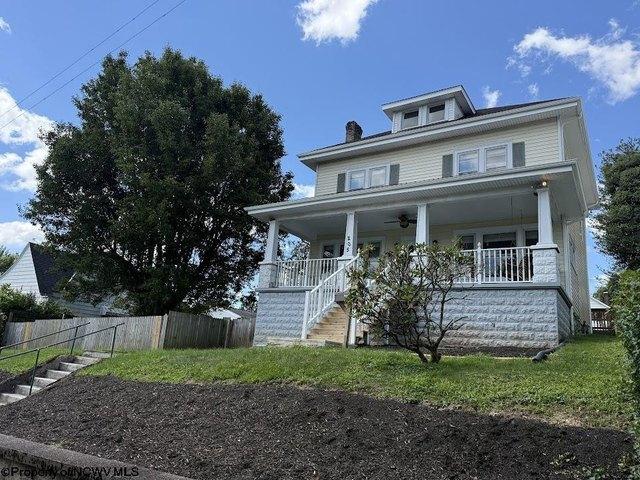 House for sale in Clarksburg, West Virginia