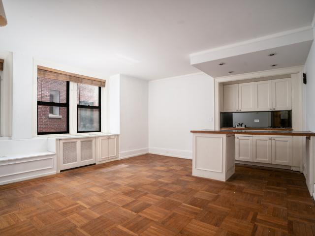 Property for sale in Manhattan Community Board 5, New York