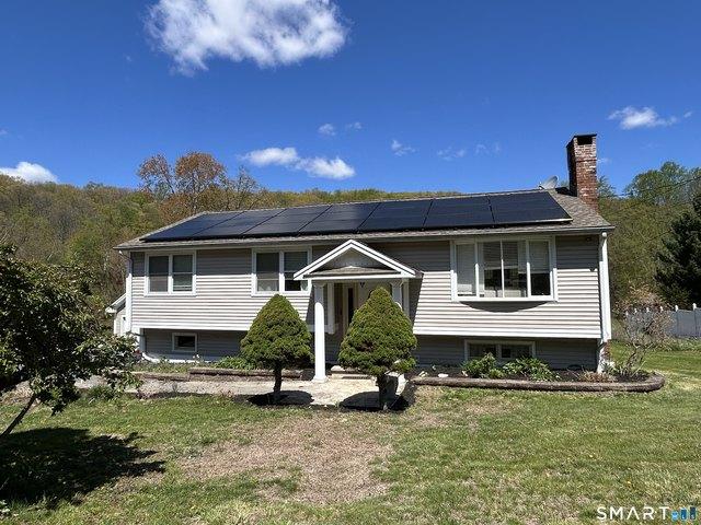House for sale in Beacon Falls, Connecticut