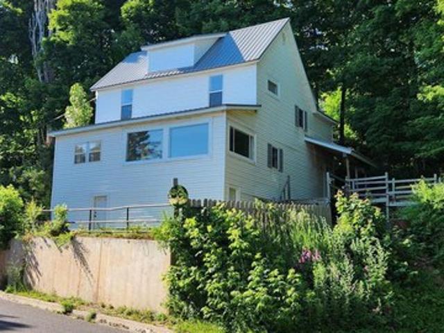 House for sale in Houghton, Michigan