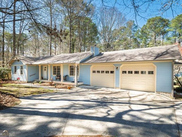 House for sale in Zebulon, Georgia