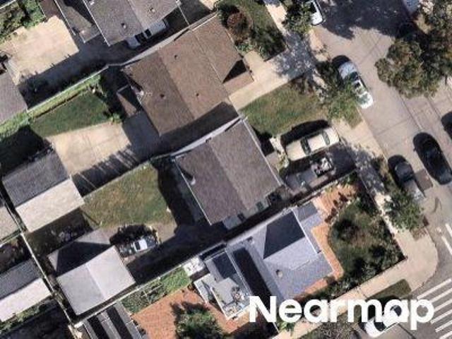 House for sale in Bellaire, New York