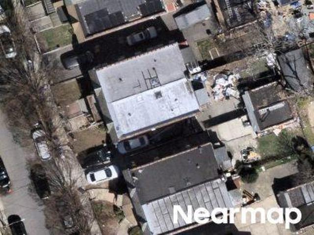 House for sale in Queens, Arverne