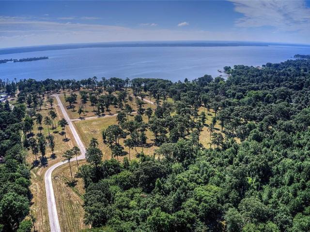 Land for sale in Henderson, Texas