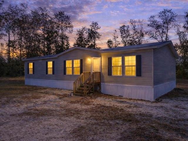 House for sale in Earleton, Florida