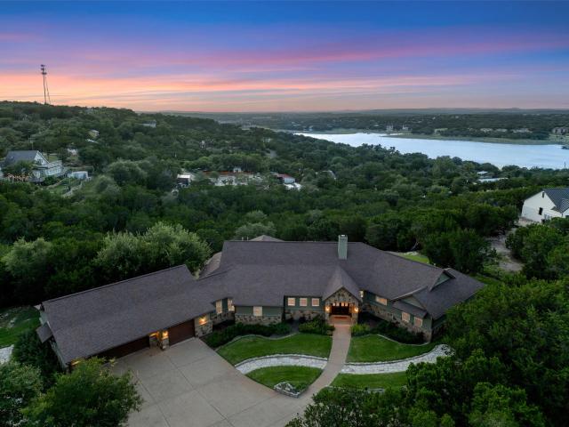 House for sale in Spicewood, Texas