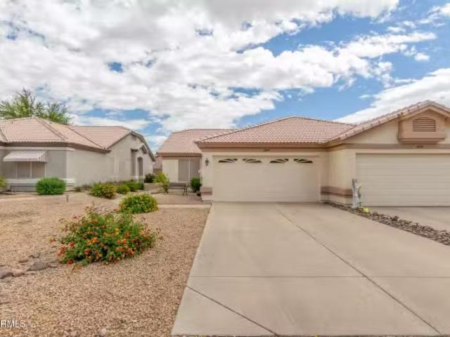 Condo for sale in Peoria